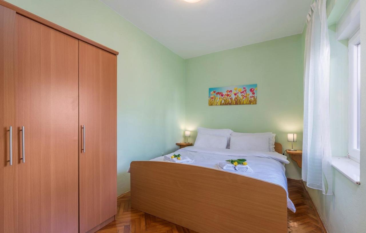 Apartments Loredana 포레치 외부 사진